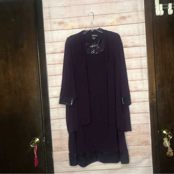 Maggie Barnes dress with jacket - Picture 10 of 13